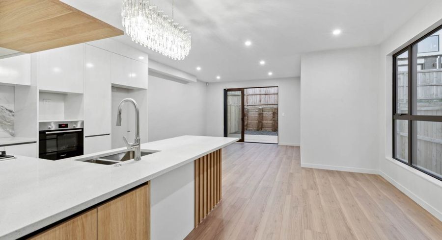  at 30A  Hearth Street, Flat Bush, Manukau City, Auckland