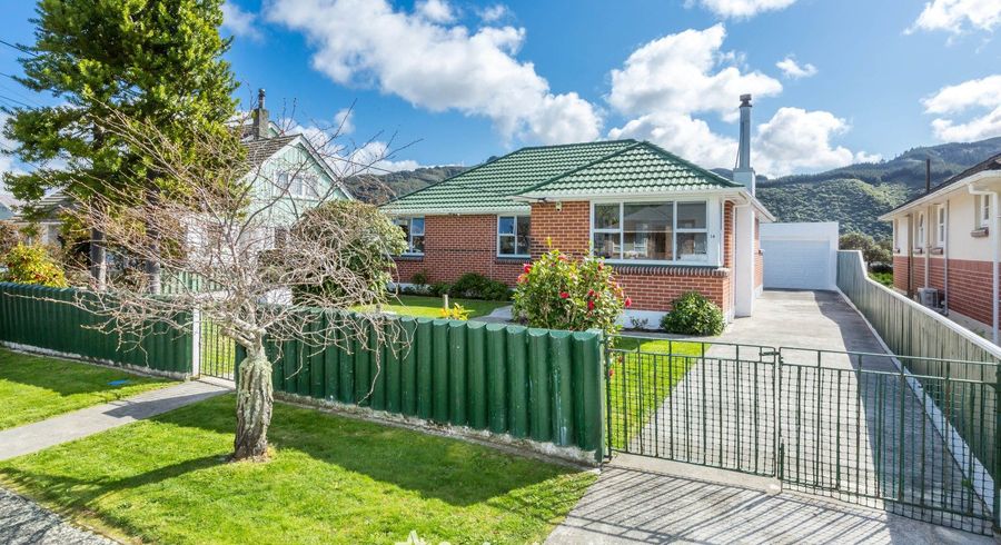  at 14 Courtenay Road, Heretaunga, Upper Hutt, Wellington