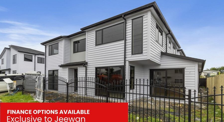  at 10 Mervan Street, Mangere East, Auckland