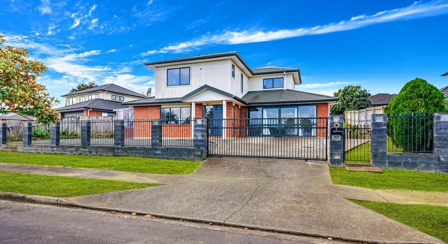  at 4 Brunswick Rise, Mangere, Auckland