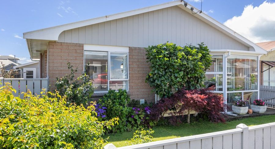  at 1/6 Webster Street, Westown, New Plymouth, Taranaki