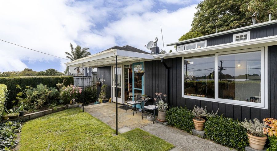  at 189 Tukapa Street, Westown, New Plymouth, Taranaki