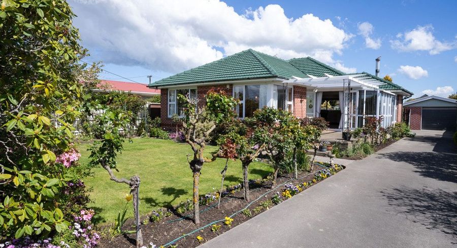  at 77 Epsom Road, Sockburn, Christchurch City, Canterbury