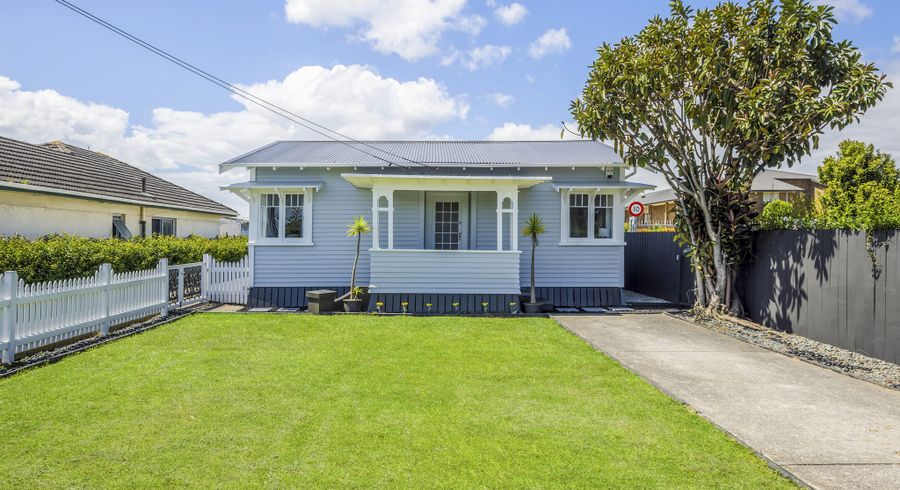  at 18 Hall Avenue, Otahuhu, Auckland