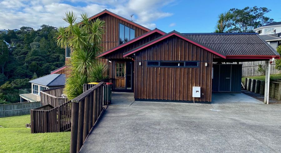  at 103 Island Bay Road, Beach Haven, Auckland