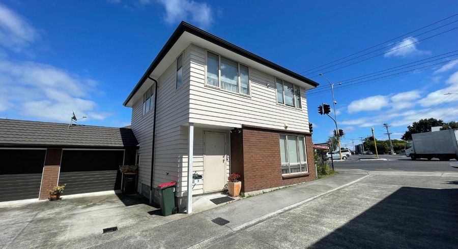  at 1 Akeake Lane, Manurewa, Manukau City, Auckland