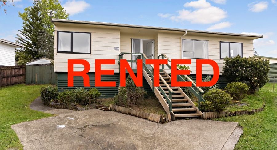  at 5 Trengove Place, West Harbour, Waitakere City, Auckland