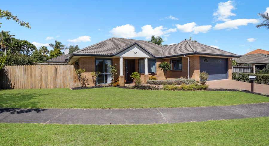  at 11 Nad Place, East Tamaki Heights, Auckland