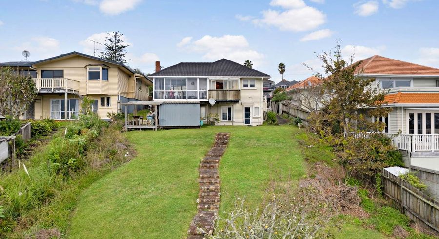  at 26 Braemar Road, Rothesay Bay, North Shore City, Auckland