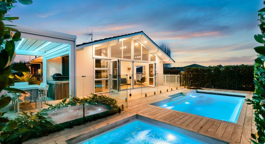  at 15 Ripon Crescent, Meadowbank, Auckland City, Auckland