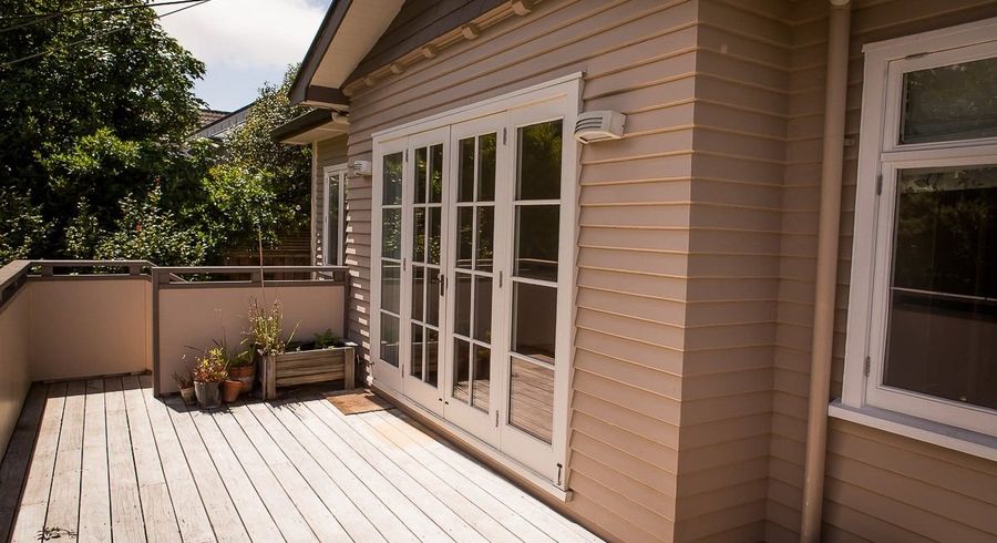  at 4 Omar Street, Khandallah, Wellington, Wellington