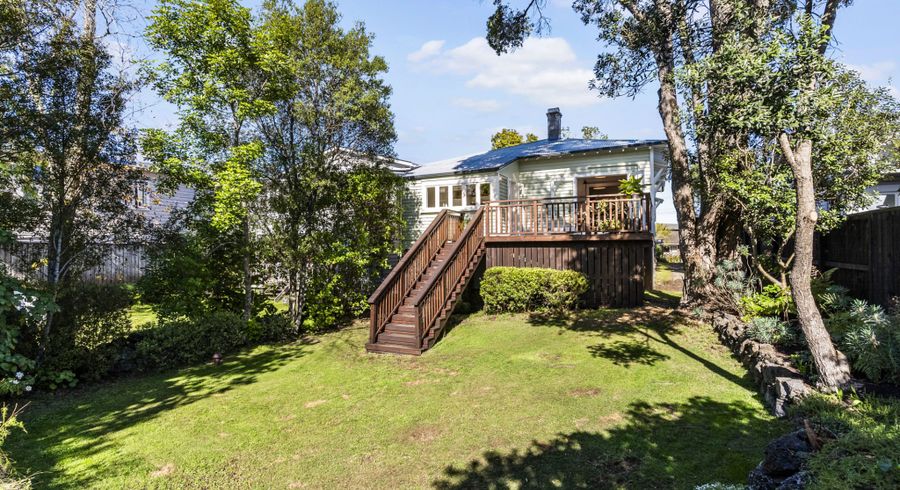  at 11 Telford Avenue, Mount Eden, Auckland