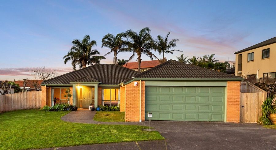  at 15 Hercules Drive, Henderson, Waitakere City, Auckland