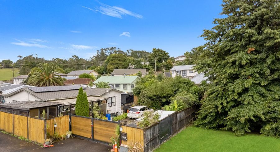  at 1/32 Starforth Place, Henderson, Waitakere City, Auckland