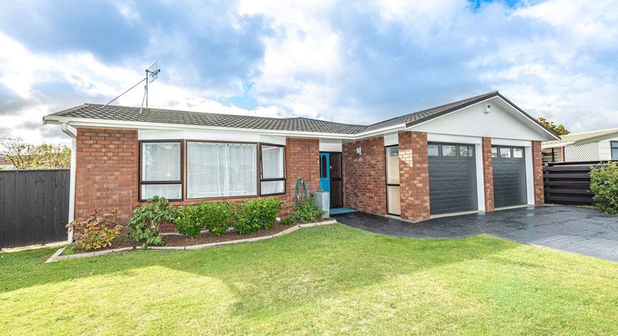  at 3 Warwick Place, Springvale, Whanganui