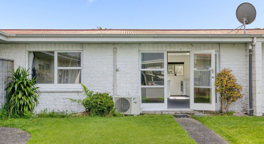  at 4/35 Bureta Road, Otumoetai, Tauranga