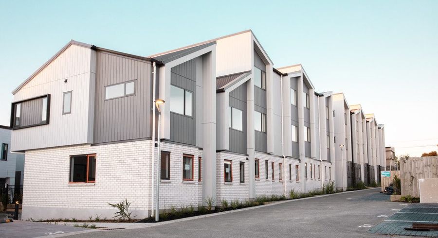  at 17 Paetai Lane, Te Atatu Peninsula, Waitakere City, Auckland