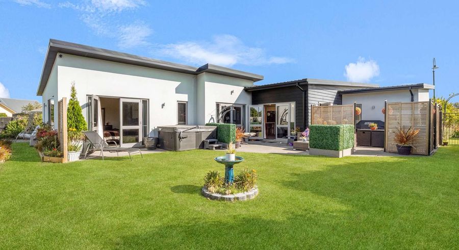  at 1 Penbury Close Huntingdon, Huntingdon, Ashburton, Canterbury