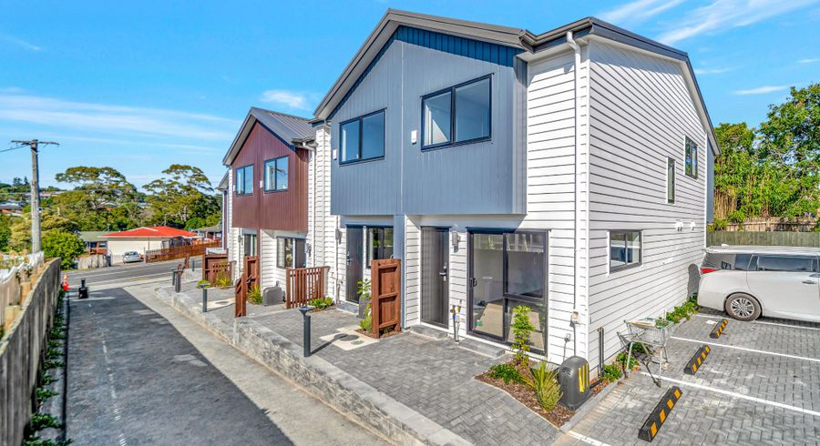  at Lot 7, 106 Triangle Road, Massey, Waitakere City, Auckland