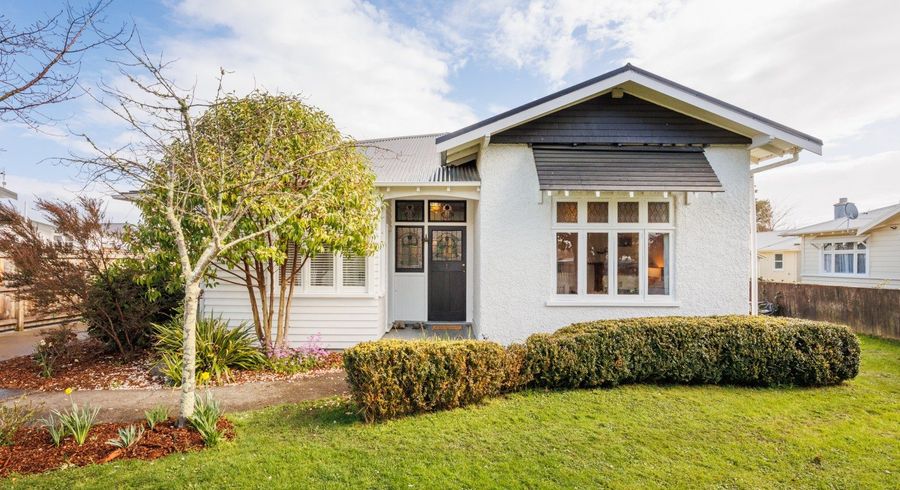  at 32 Worcester Street, West End, Palmerston North, Manawatu / Whanganui