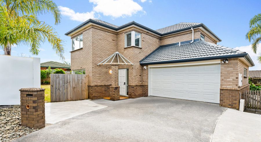  at 11 Amherst Place, Albany, North Shore City, Auckland