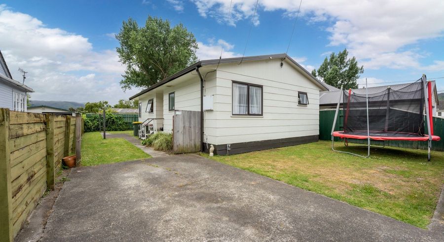  at 2/19 Hill Grove, Naenae, Lower Hutt