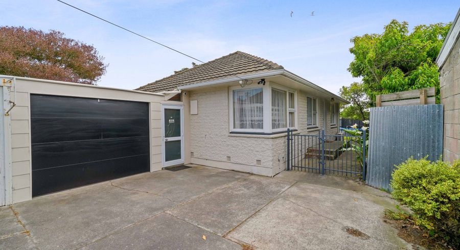  at 2/118 Estuary Road, South New Brighton, Christchurch