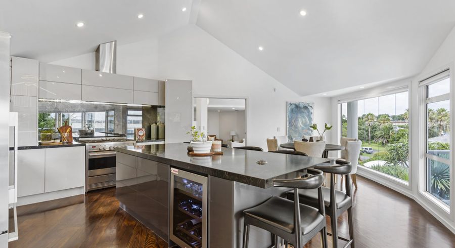  at 39 Argo Drive, Half Moon Bay, Manukau City, Auckland