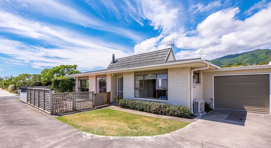  at 6 Tawa Street, Waikanae