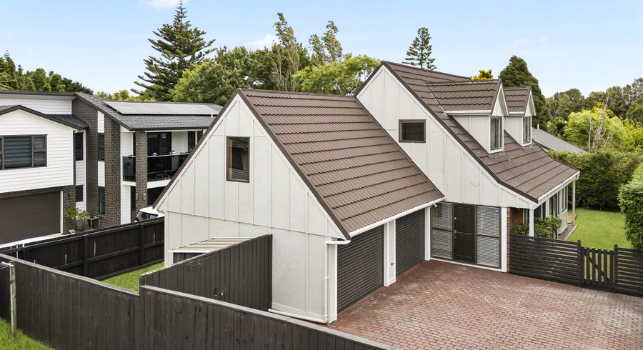  at 2/19 Landon Avenue, Papatoetoe, Auckland