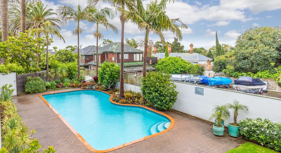  at 5/3 Hamilton Road, Herne Bay, Auckland