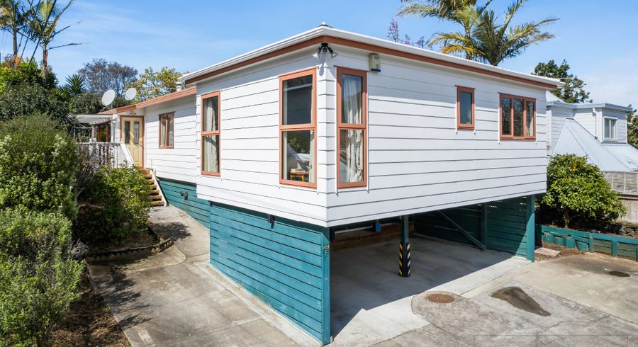  at 902C Mount Eden Road, Three Kings, Auckland