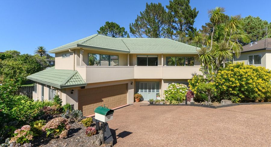  at 28 Calypso Way, Unsworth Heights, North Shore City, Auckland