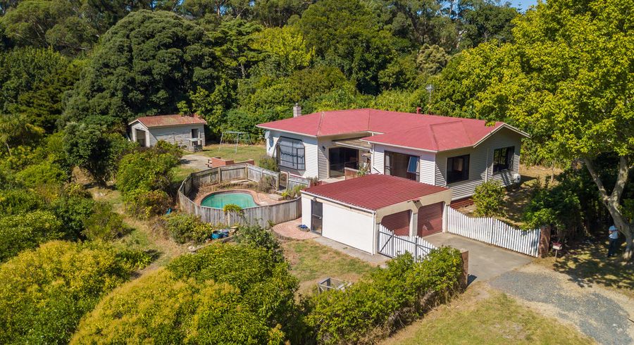  at 90 Endcliffe Road, Kaiti, Gisborne