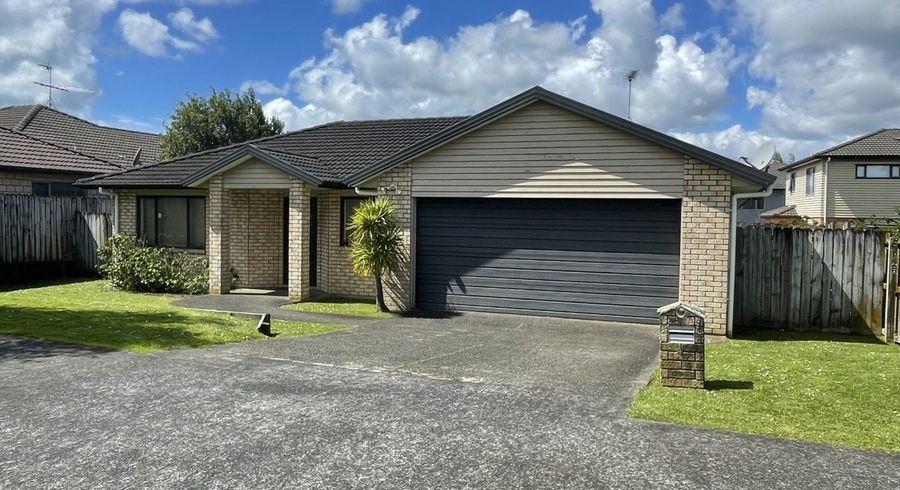  at 4 Moravale Lane, Flat Bush, Manukau City, Auckland