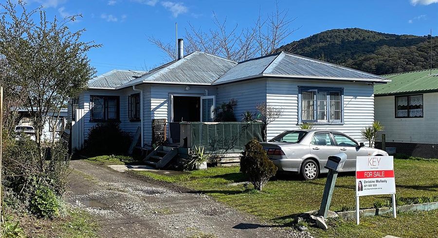  at 28 Steeles Lane, Western Heights, Rotorua