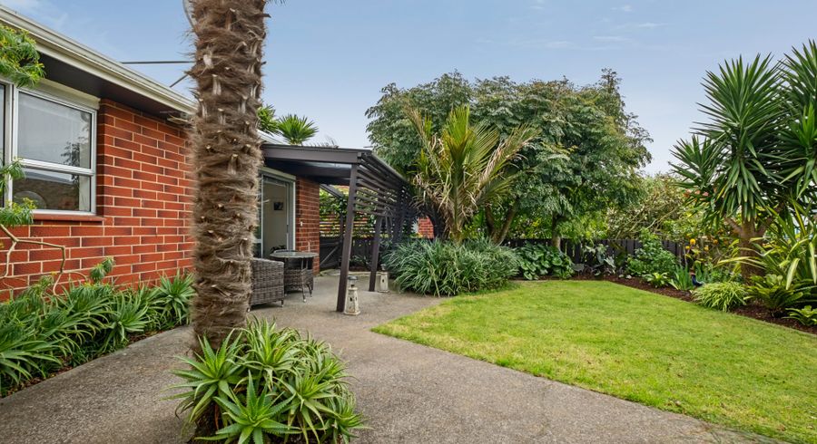  at 1/237 Courtenay Street, Strandon, New Plymouth