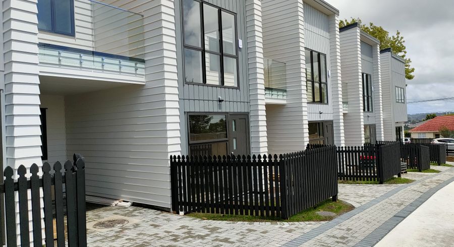  at 5/21 Humphrey Kemp Ave, Henderson, Waitakere City, Auckland