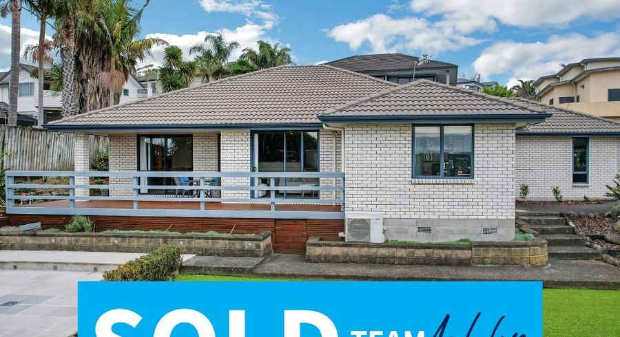  at 14 San Carlo Court, Henderson, Auckland
