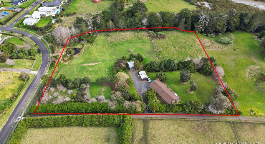  at 112A McRobbie Road, Kingseat, Franklin, Auckland