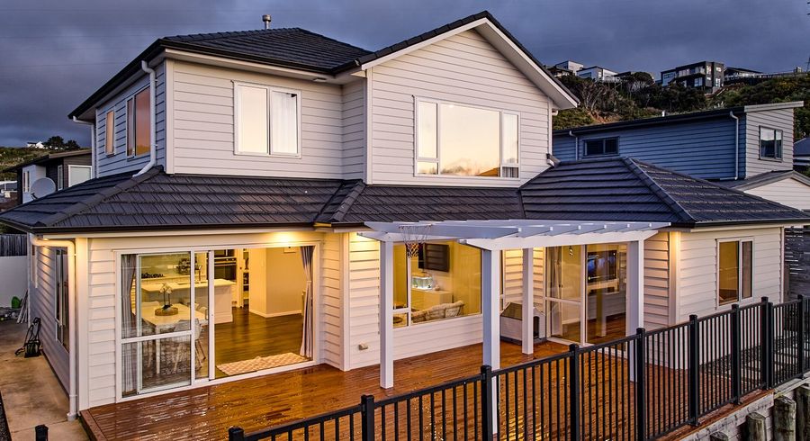  at 158 Navigation Drive, Whitby, Porirua