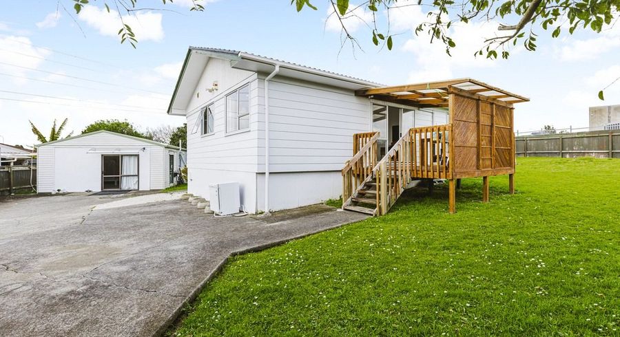  at 61 Israel Avenue, Clover Park, Auckland