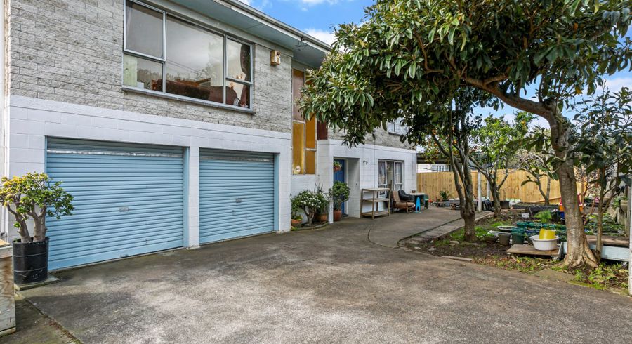 at 1/2 Roslyn Road, Mount Wellington, Auckland City, Auckland