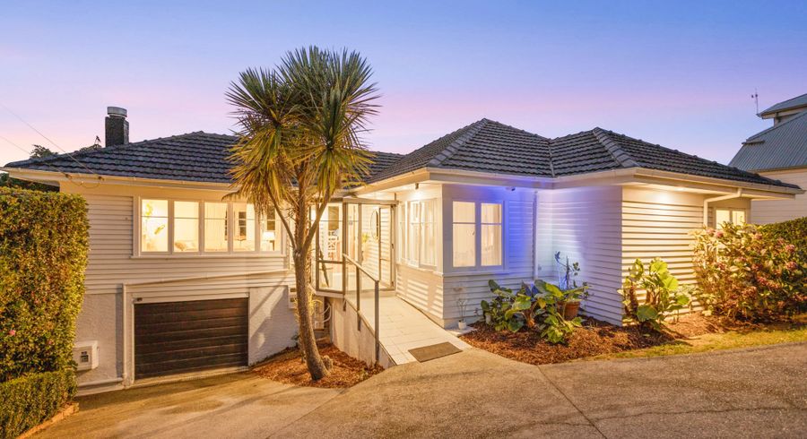  at 74 Temple Street, Meadowbank, Auckland