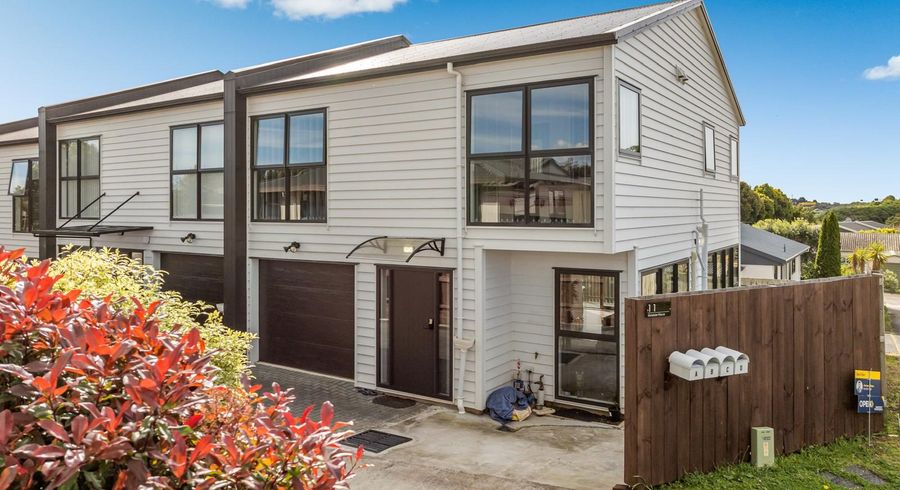  at 11A Kimdale Place, Totara Heights, Manukau City, Auckland