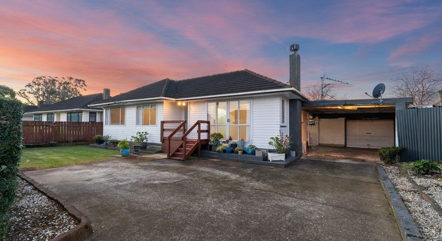  at 15 Velvet Crescent, Otara, Manukau City, Auckland