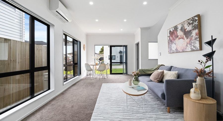  at 9 Nagra Lane, Papakura, Papakura, Auckland
