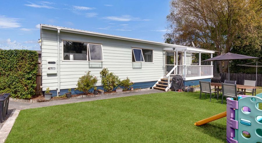  at 2/137 Awaroa Road, Helensville, Rodney, Auckland