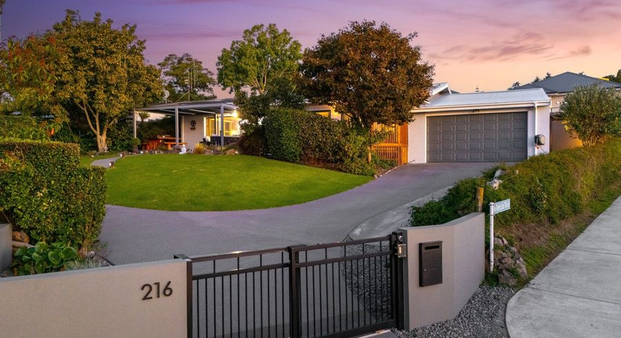  at 216 Welcome Bay Road, Welcome Bay, Tauranga, Bay Of Plenty