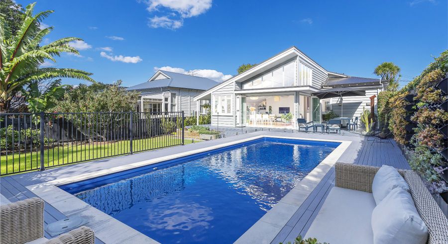  at 17 Dunbar Road, Mount Eden, Auckland City, Auckland